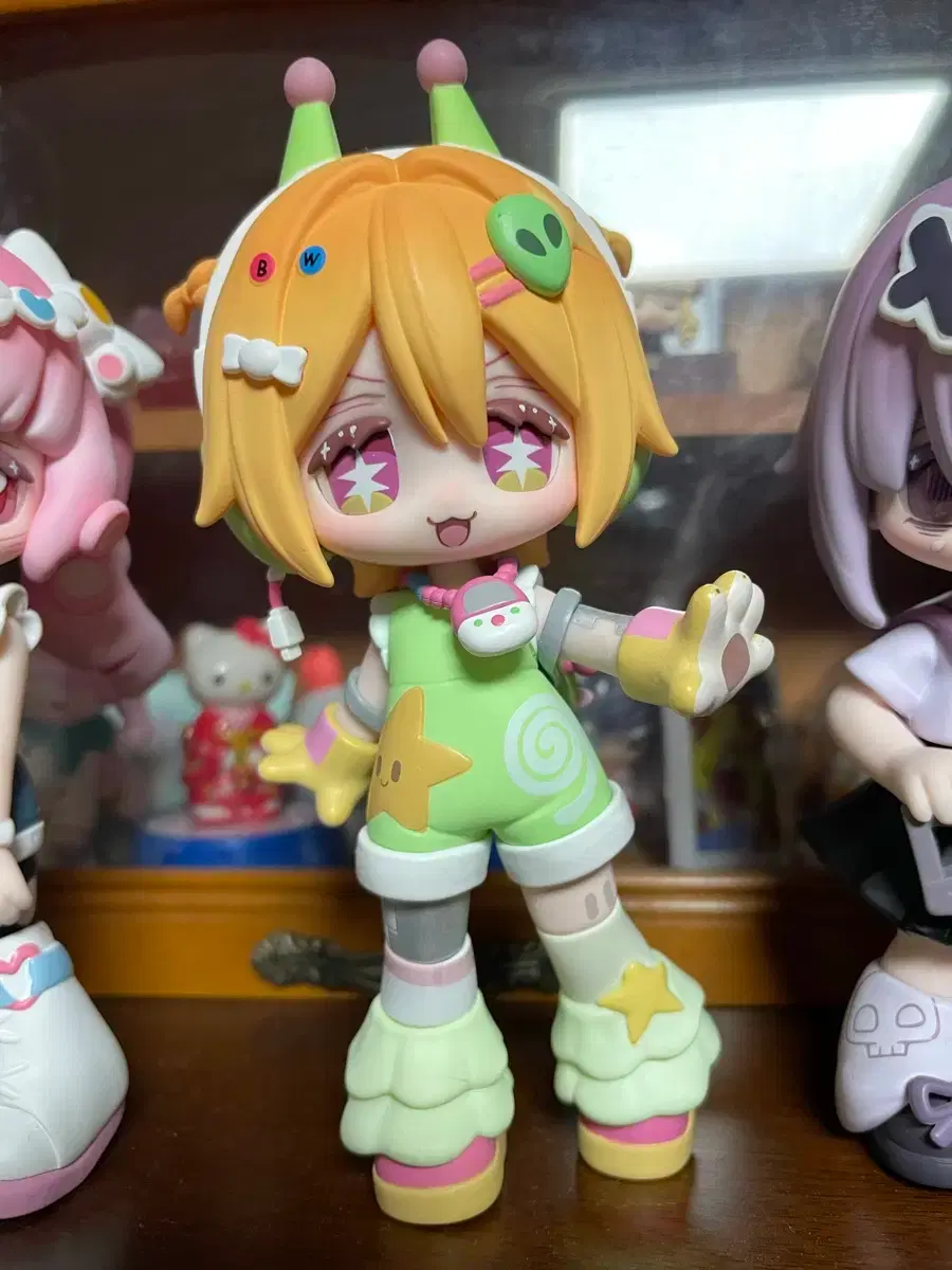 トミーズトミスポップマートフィギュア